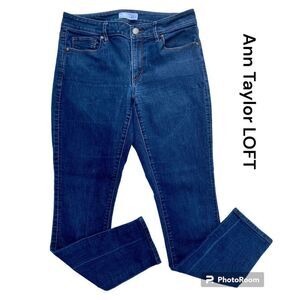 Ann Taylor Loft SZ 6/28 Woman’s Dark Wash Curvy Skinny Denim Jeans